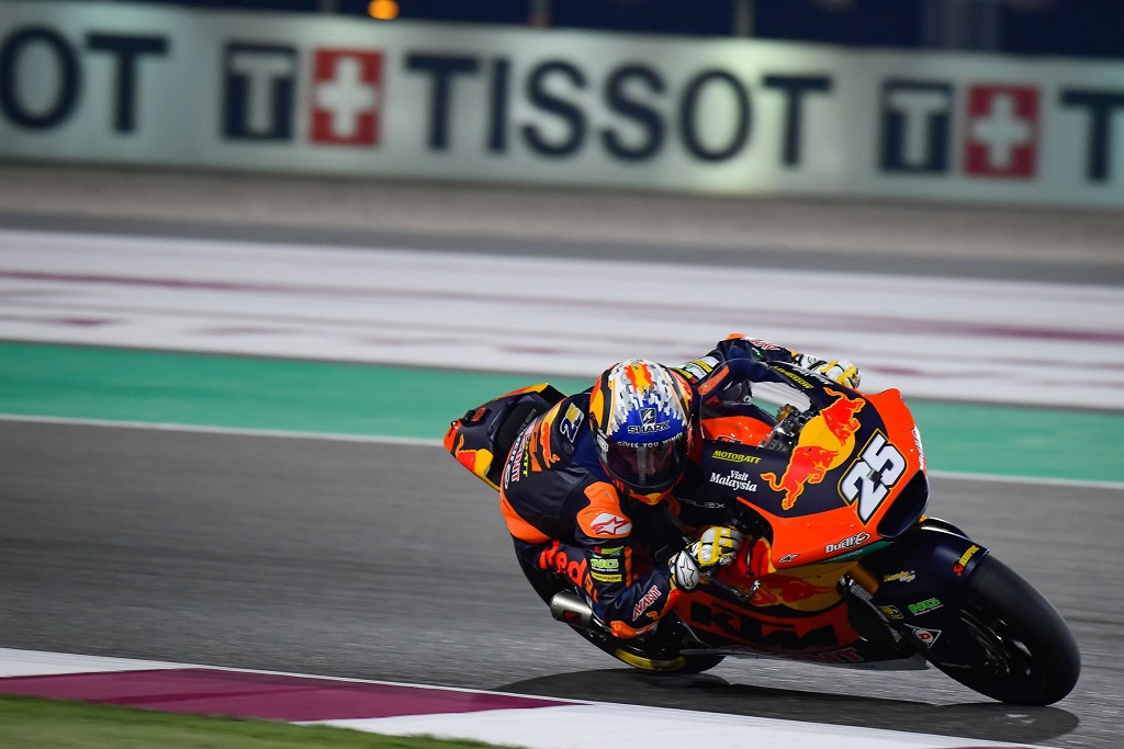 Raúl Fernández durante los entrenamientos libres 2 del GP de Doha. Fuente: MotoGP