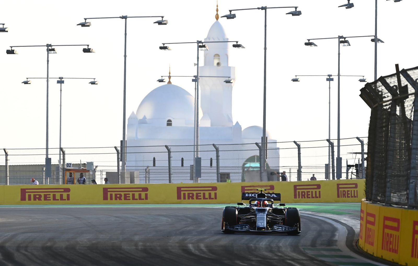 Формула 1 саудовская аравия 2024 практика 1